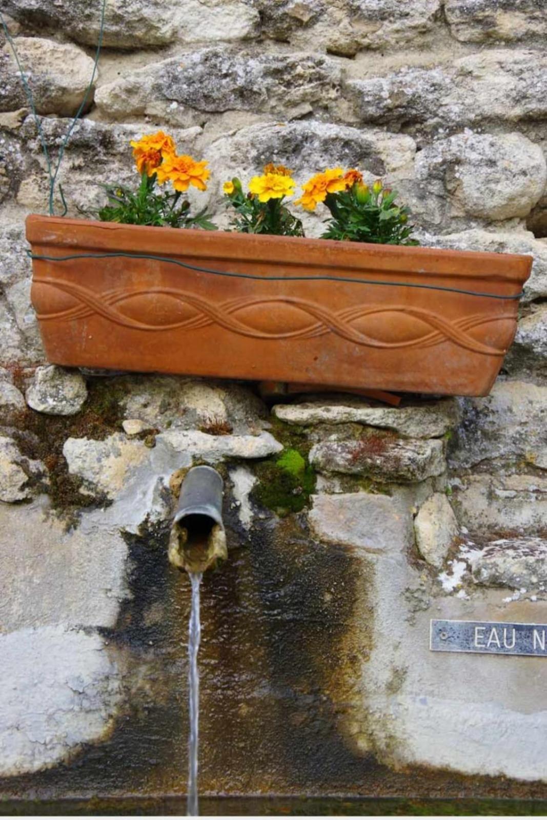 Dunloe Chambre & Terrasse Chez L'Habitant Avec Borne Recharge Electrique Chantemerle-les-Grignan ภายนอก รูปภาพ